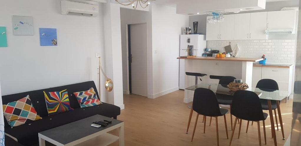 Piso Cerca Benidorm Lejlighed Villajoyosa Eksteriør billede